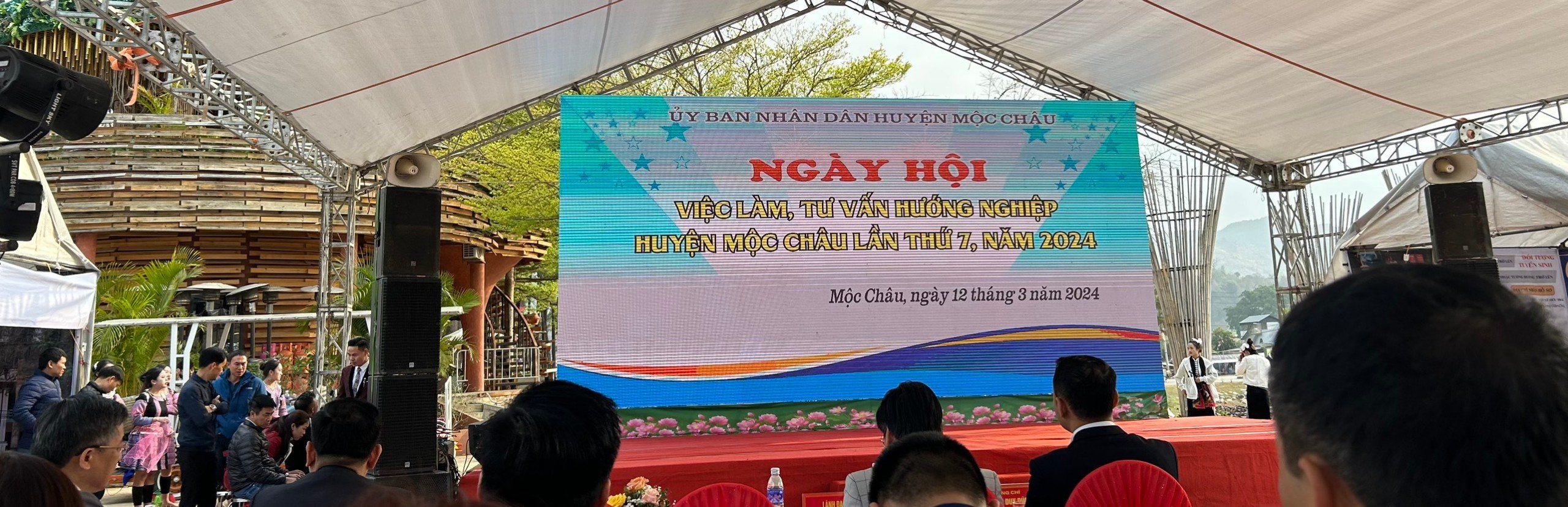 HÀ NỘI: NHÂN KIỆT THAM GIA NGÀY HỘI VIỆC LÀM LẦN 7 TẠI MỘC CHÂU- SƠN LA 