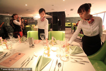 TUYỂN GẤP 100 NHÂN VIÊN PHỤC VỤ NHÀ HÀNG TẠI BITESCO-Q1