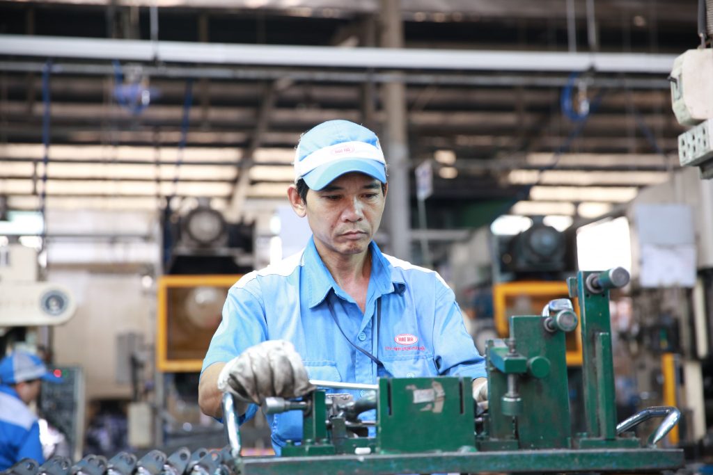 TUYỂN DỤNG 5 LAO ĐỘNG PHỔ THÔNG QUẬN 12