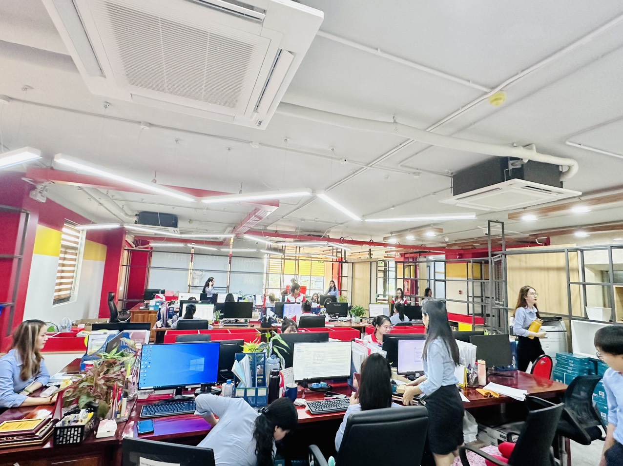 Giám Sát nhân sự/Chuyên viên tuyển dụng