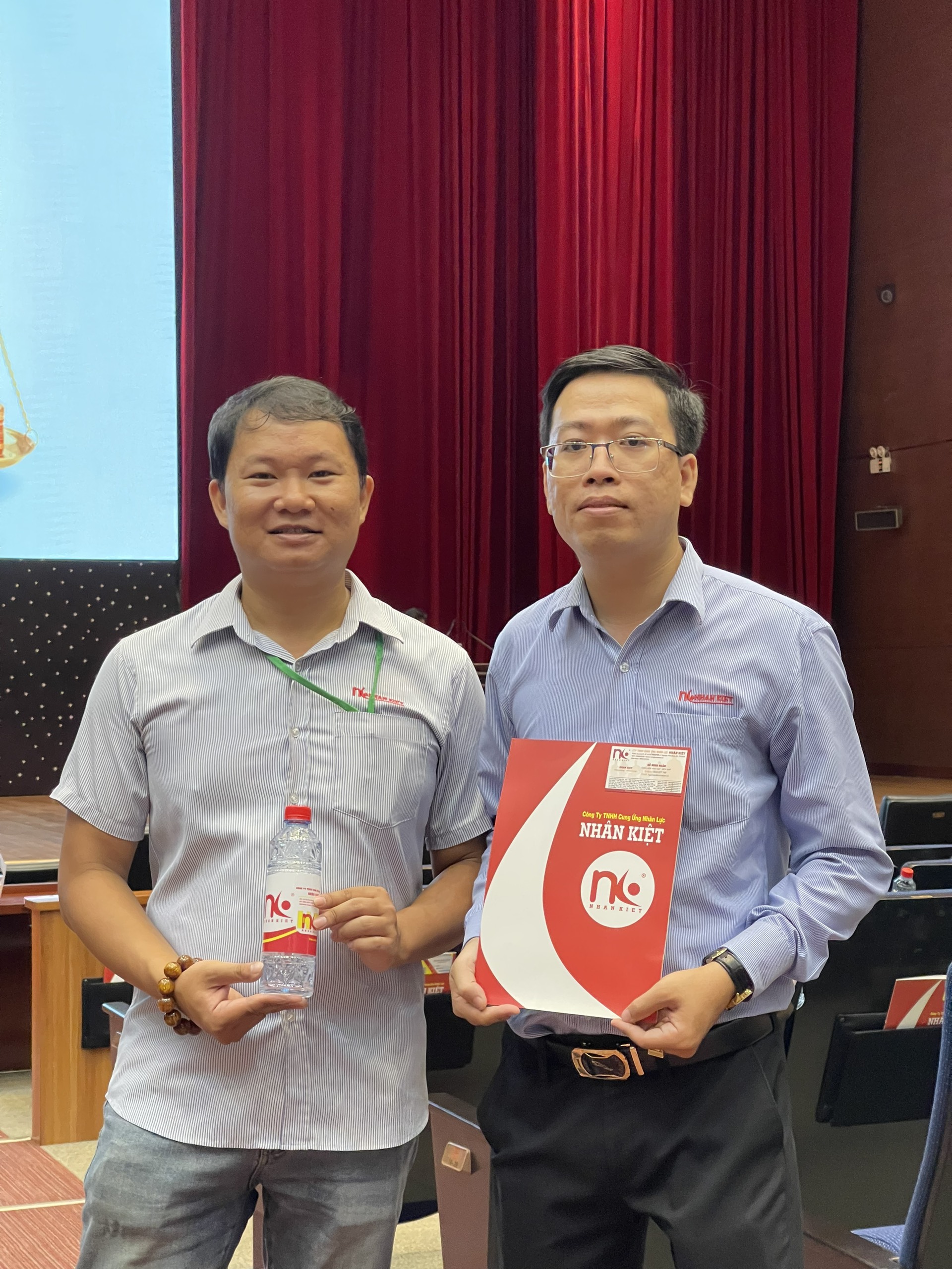 HỘI NGHỊ BAN QUẢN LÝ CÁC KCN BÌNH DƯƠNG HƯỚNG DẪN TRIỂN KHAI NGHỊ ĐỊNH SỐ 152/2020/NĐ-CP 