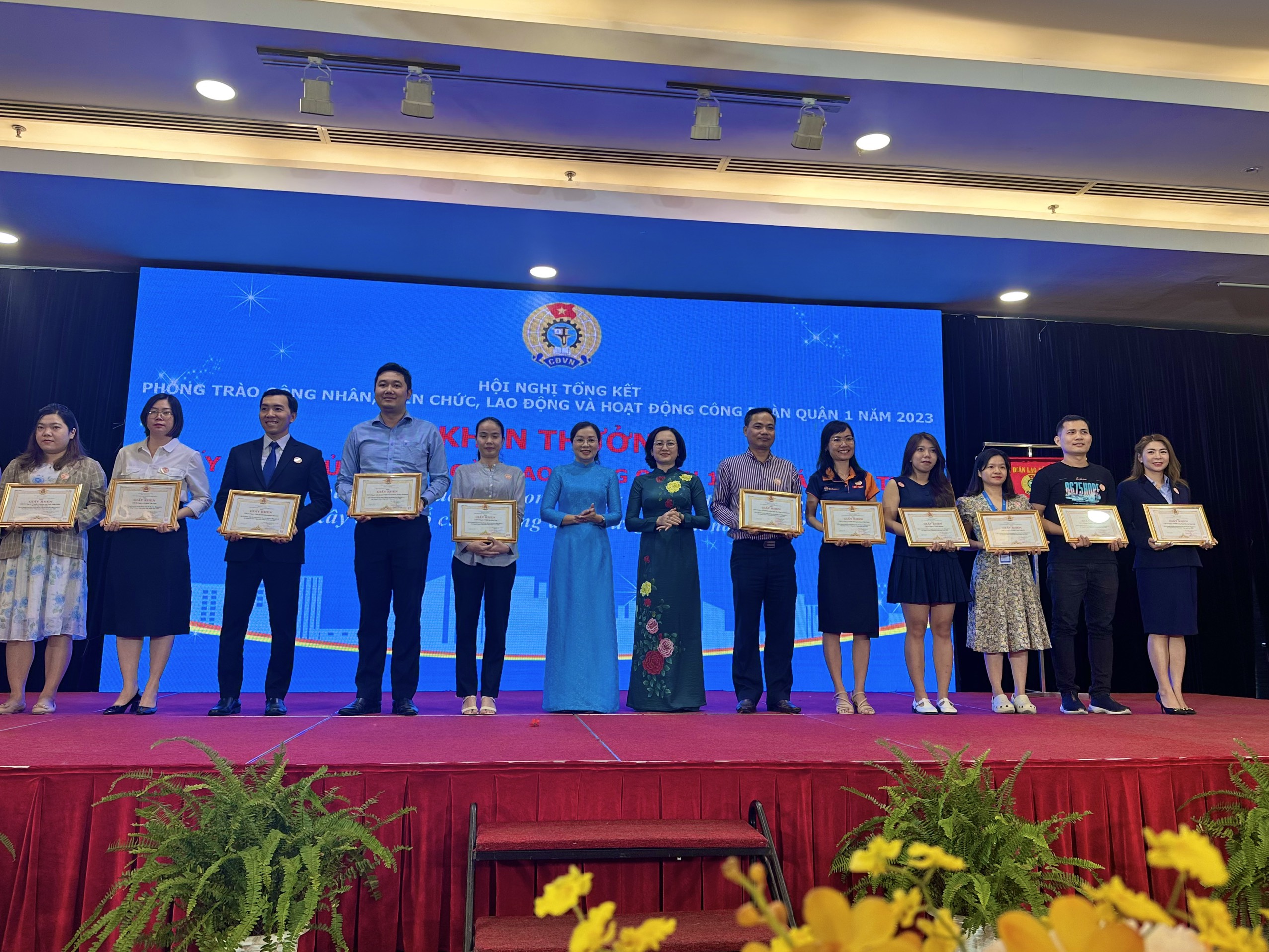 LIÊN ĐOÀN LAO ĐỘNG QUẬN 1 KHEN TẶNG CĐCS CÔNG TY NHÂN KIỆT ĐÃ CÓ THÀNH TÍCH TỐT TRONG PHONG TRÀO THI ĐUA LAO ĐỘNG GIỎI VÀ XÂY DỰNG TỔ CHỨC CÔNG ĐOÀN VỮNG MẠNH 2023